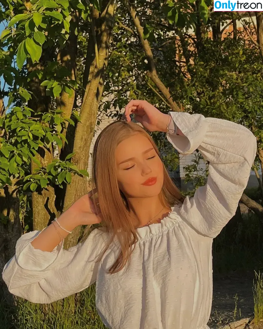 alina.zaozerskayaaa nude photo #0122 (alina.zaozerskayaaa)