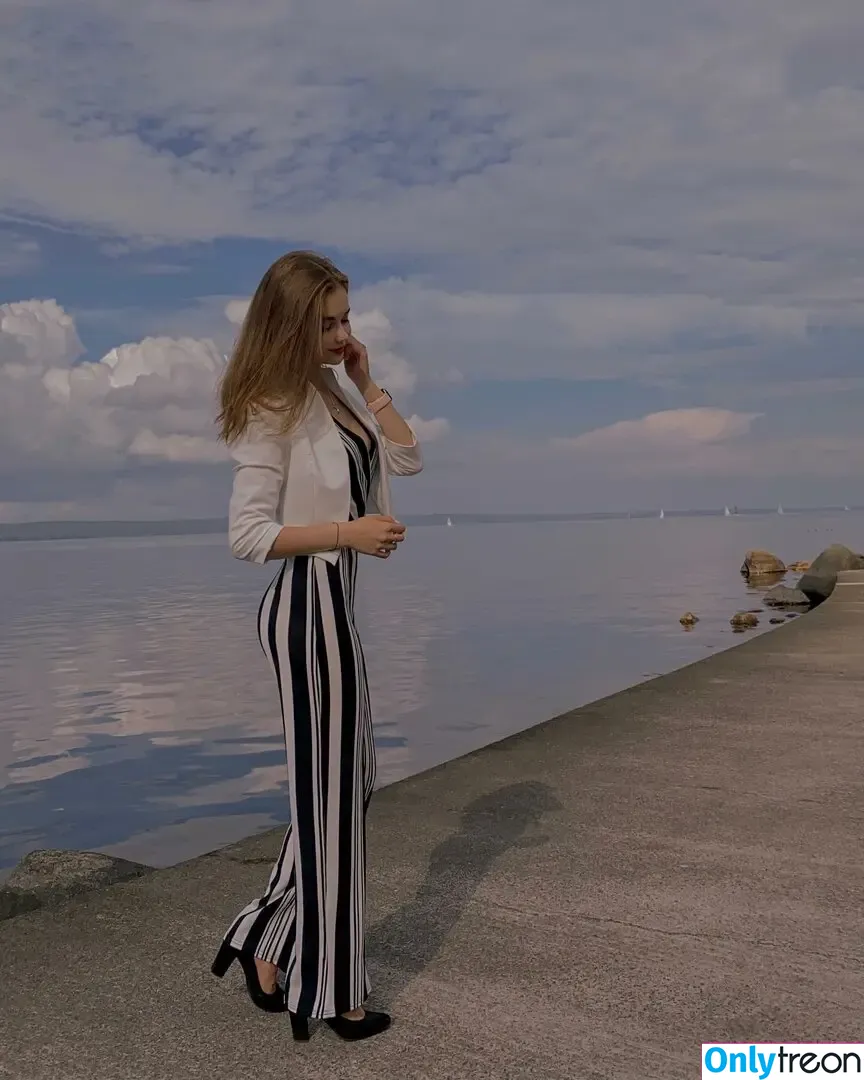 alina.zaozerskayaaa голая photo #0165 (alina.zaozerskayaaa)