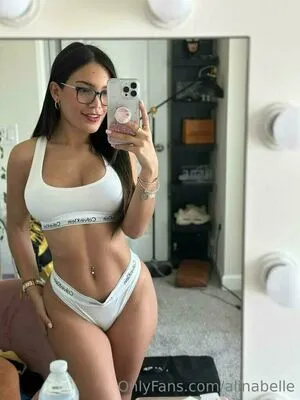Alinabelle / AlinaxBelle / alinabllx фото голая #0327