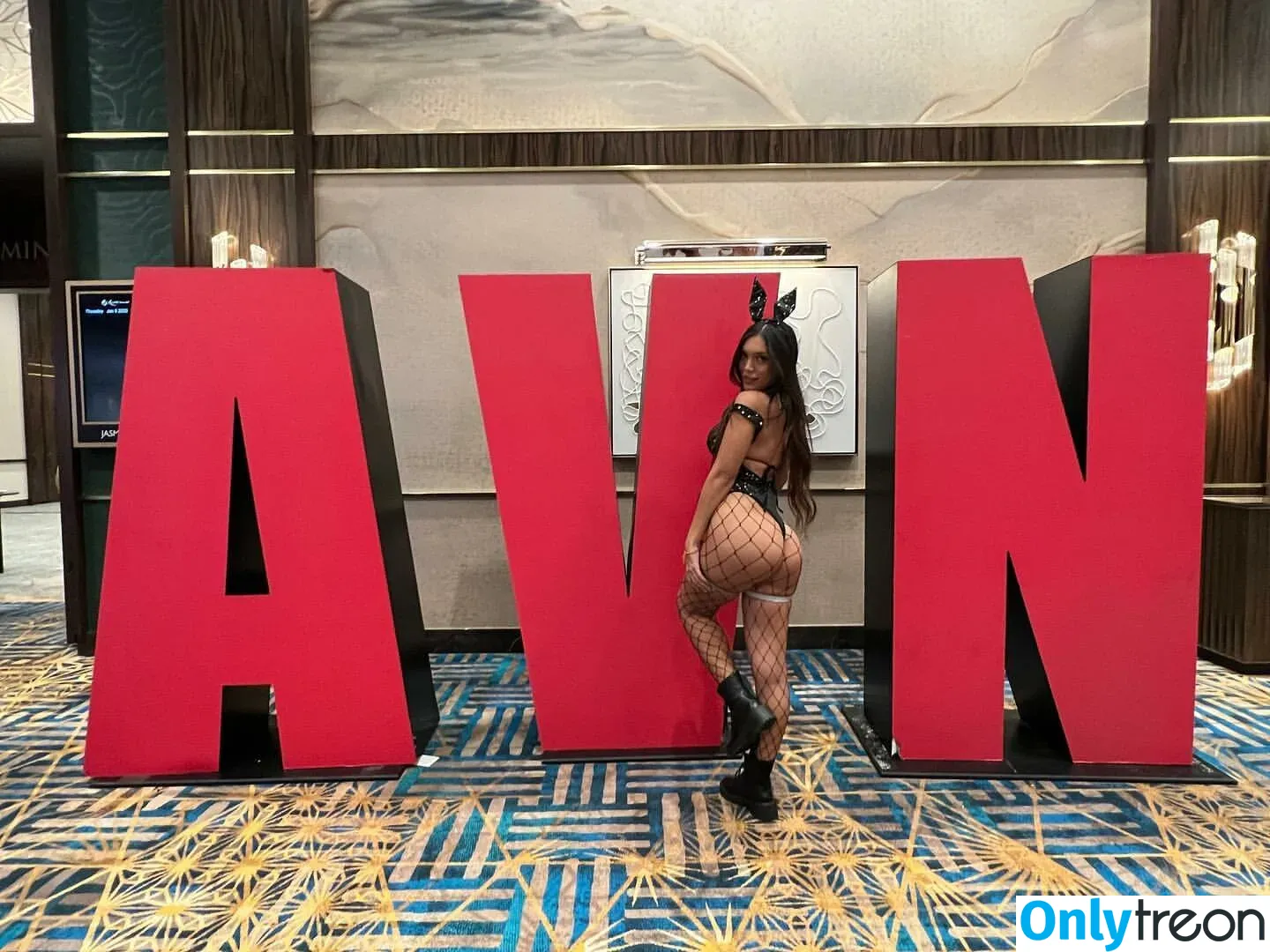 Alinabelle голая photo #0107 (AlinaxBelle / alinabllx)
