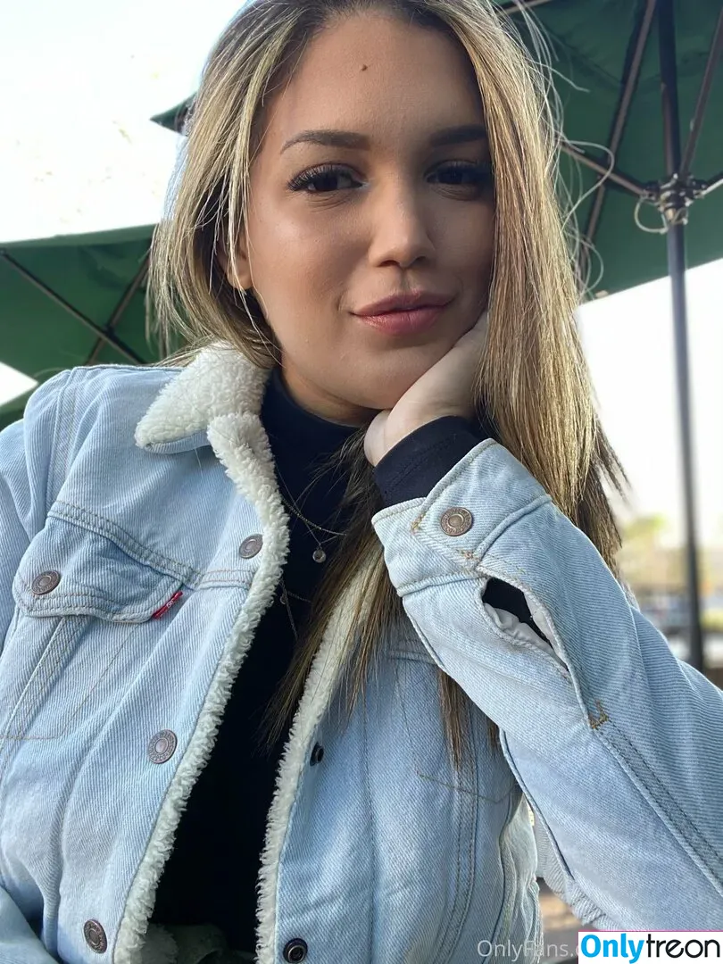 Alinabelle голая photo #0141 (AlinaxBelle / alinabllx)