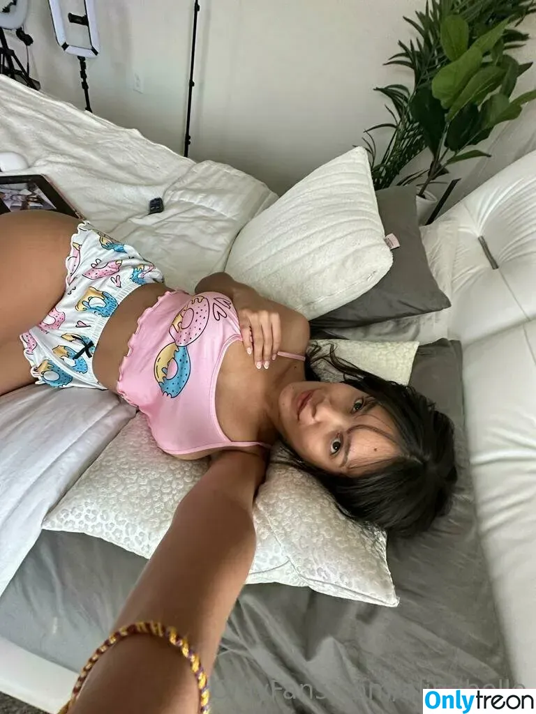 Alinabelle nude photo #0392 (AlinaxBelle / alinabllx)