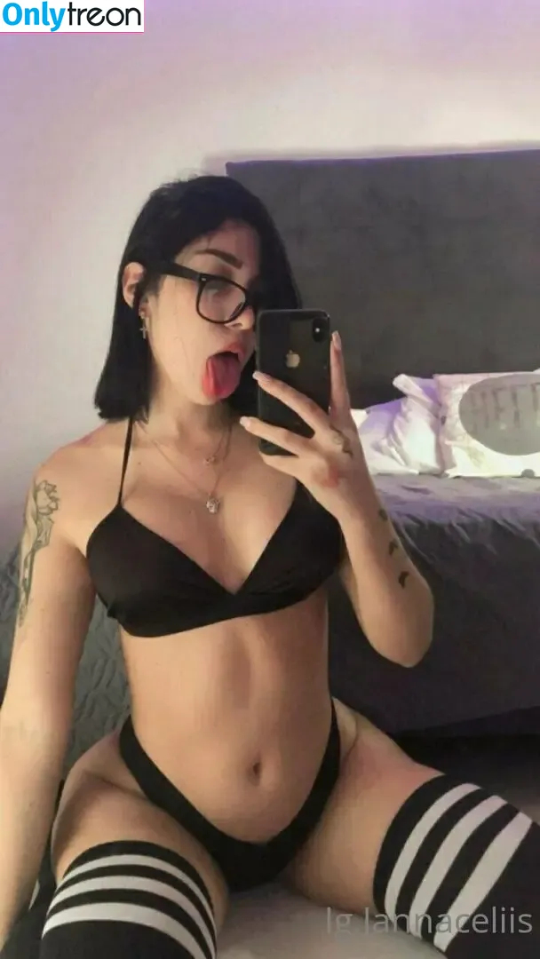 alinacollins nude photo #0025 (its.alinacollins)