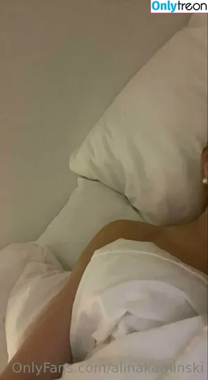 alinakaminski / alina._.kaminski nude photo #0033