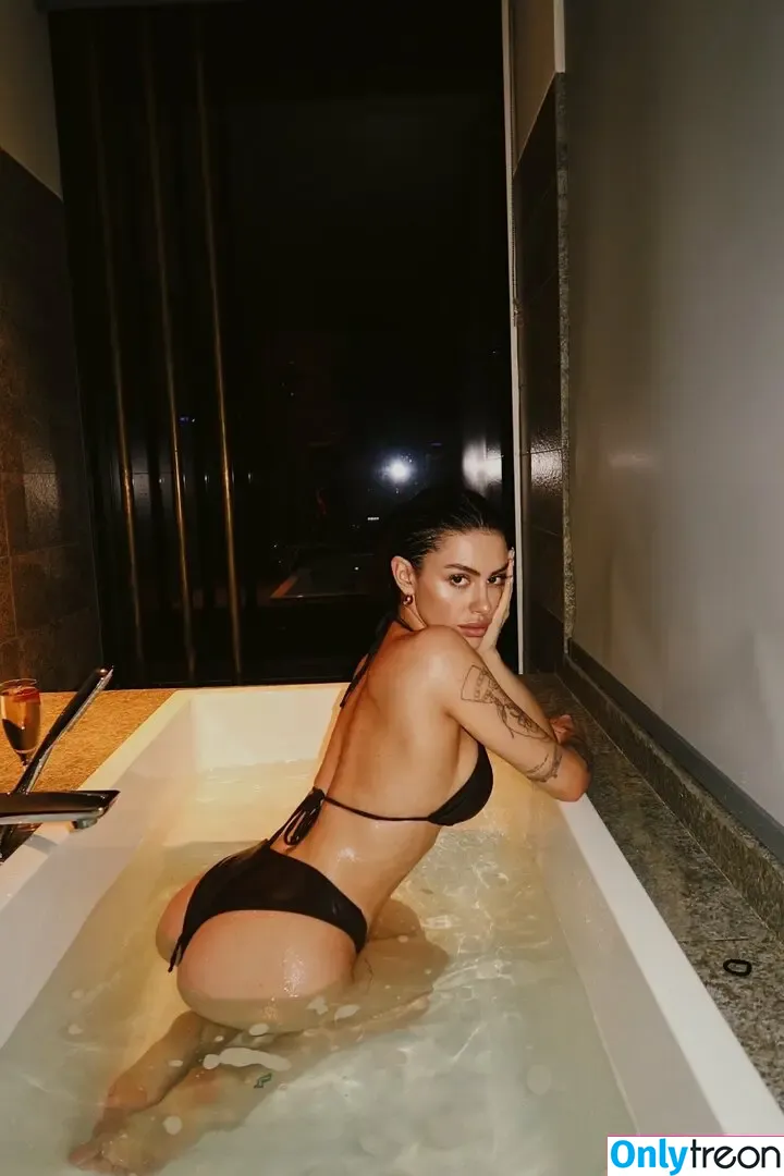 alinamorettixxx nude photo #0080 (alinamorettova)