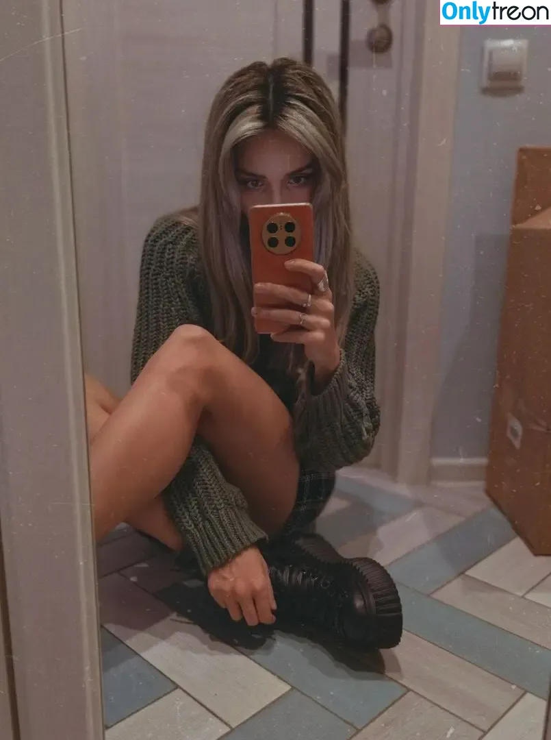AlinaNaMeli nude photo #0087 (alinabaeee)