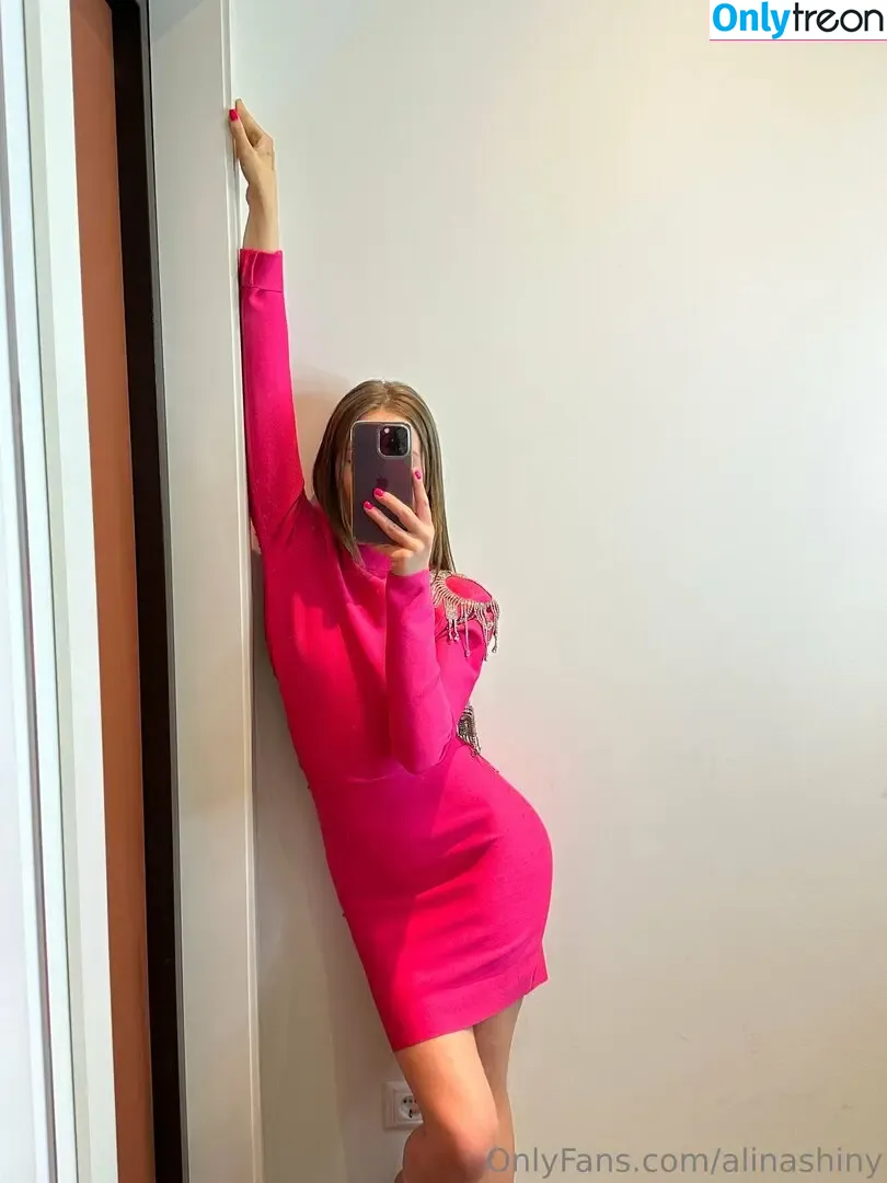 alinatomioka nude photo #0035 (alinatomo)