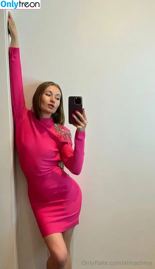 alinatomioka nude photo #0036 (alinatomo)
