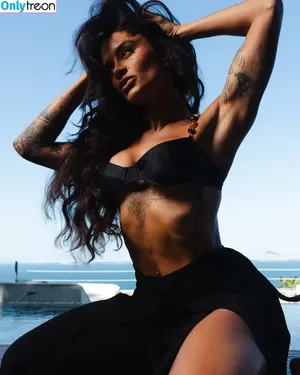Aline Riscado / soualinecampos nude photo #0191