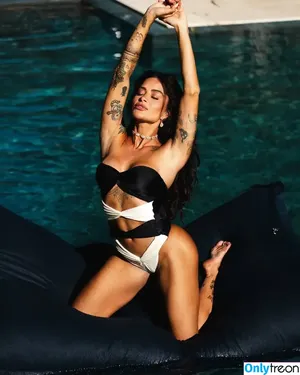 Aline Riscado / soualinecampos nude photo #0202