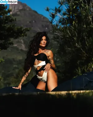 Aline Riscado / soualinecampos nude photo #0204