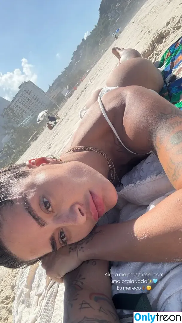 Aline Riscado nude photo #0193 (soualinecampos)