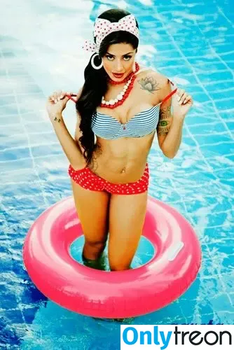 Aline Riscado nude photo #0364 (Aline Campos / soualinecampos)