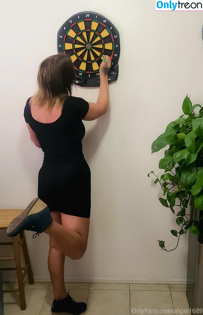 alipie1689 nude photo #0007 (alix_earle)