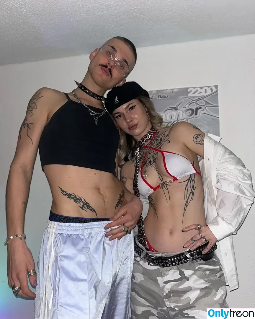 Alisea Löffler голая photo #0056 (unregierbar)