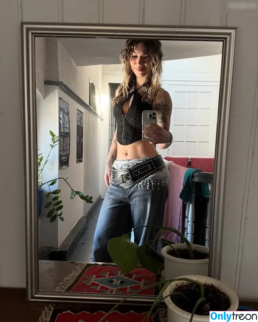 Alisea Löffler nude photo #0070 (unregierbar)