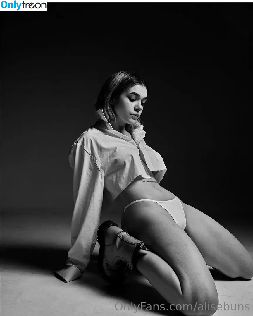 alisebuns nude photo #0003 (alisebuns)