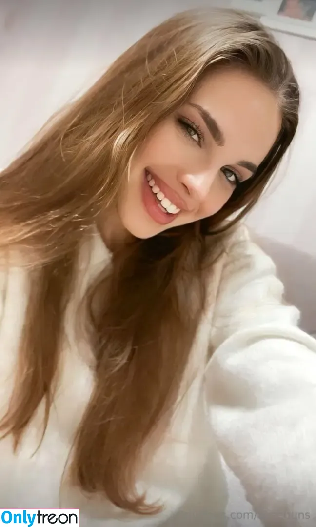 alisebuns голая photo #0054 (alisebuns)