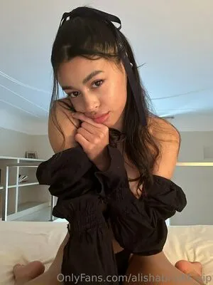 alishabright_vip / aliyahsinterlude фото голая #0018