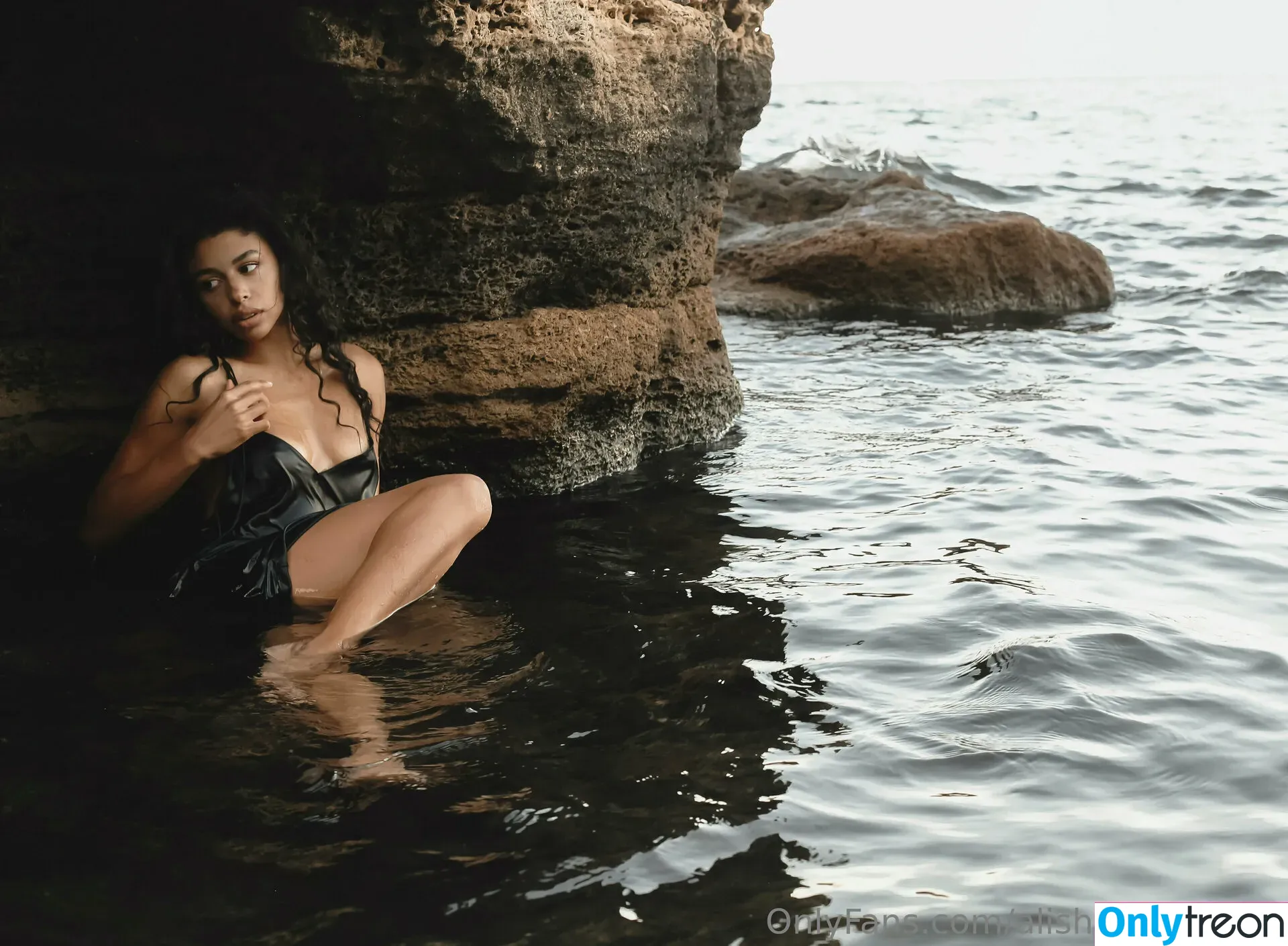 alishabright_vip nude photo #0008 (aliyahsinterlude)