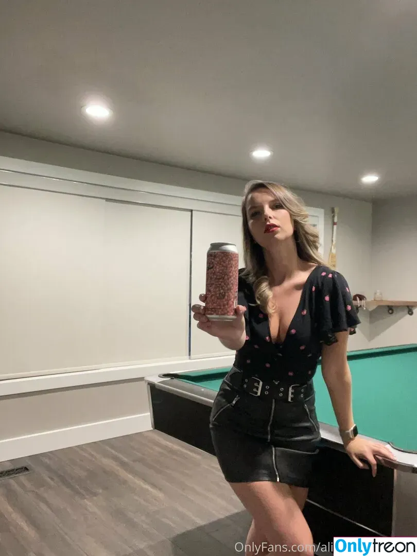 alishadrinksbeer голая photo #0011 (alishadrinksbeer)