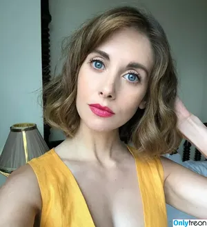 Alison Brie / alisonbrie фото голая #1206