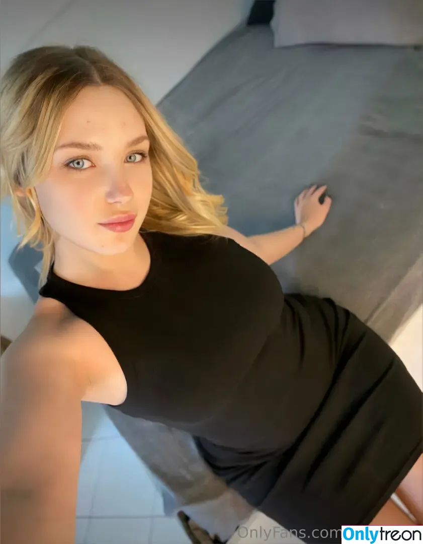 alison_on nude photo #0035 (_alisonann)