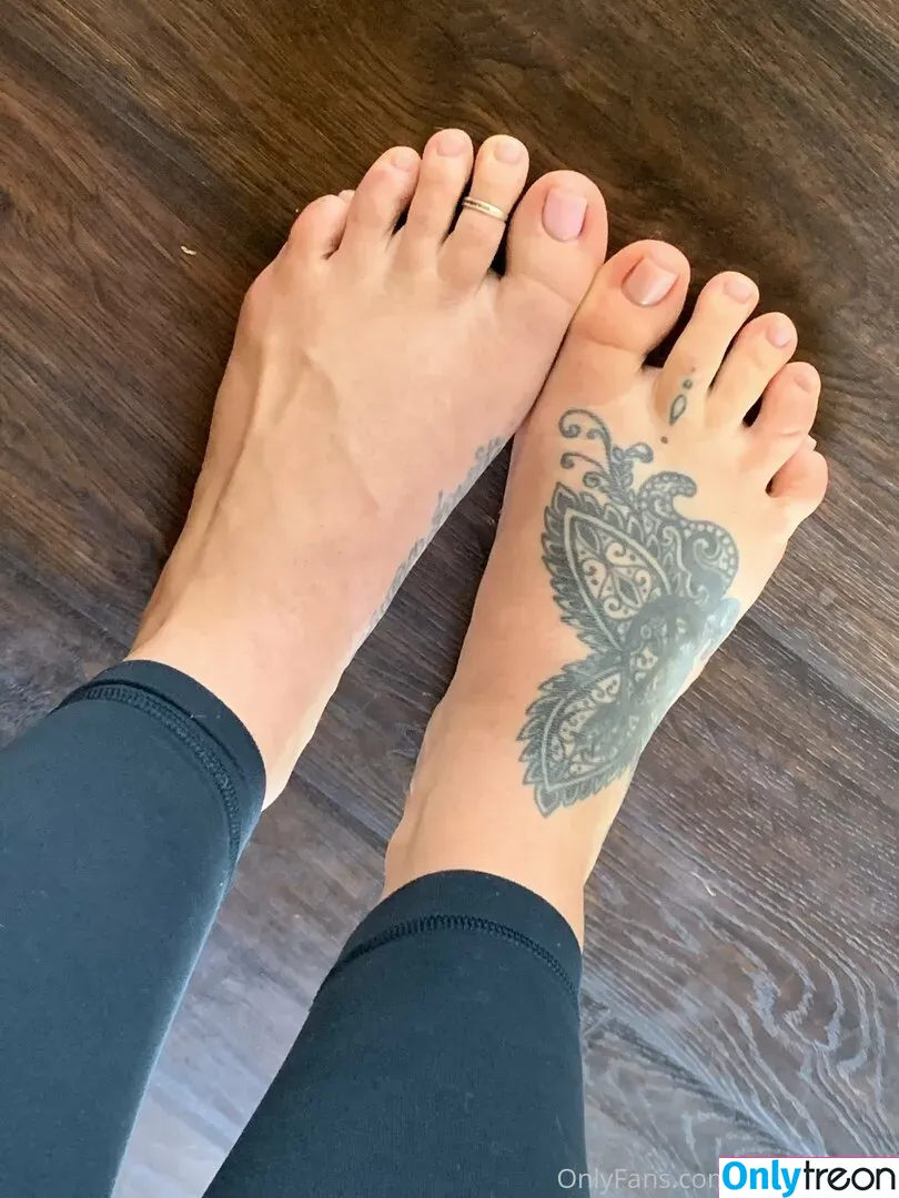 Alison Tyler голая photo #0061 (6feetofsunshine / misstylerxxx)