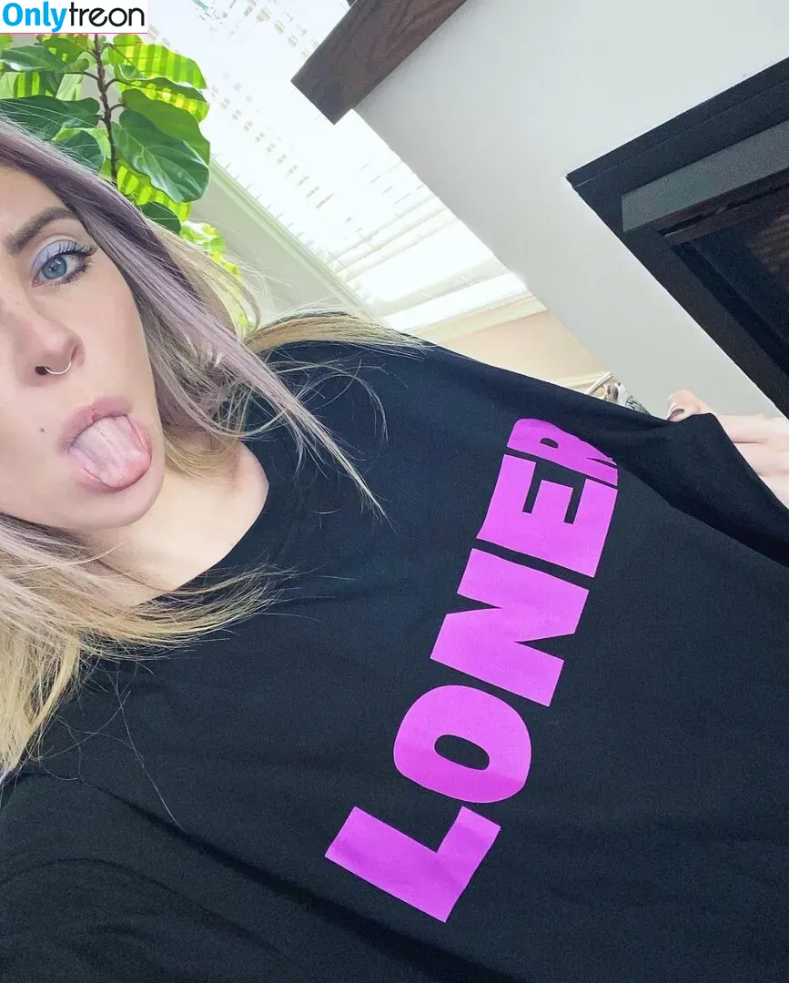 Alison Wonderland nude photo #0005 (alisonwonderland / allywonder)