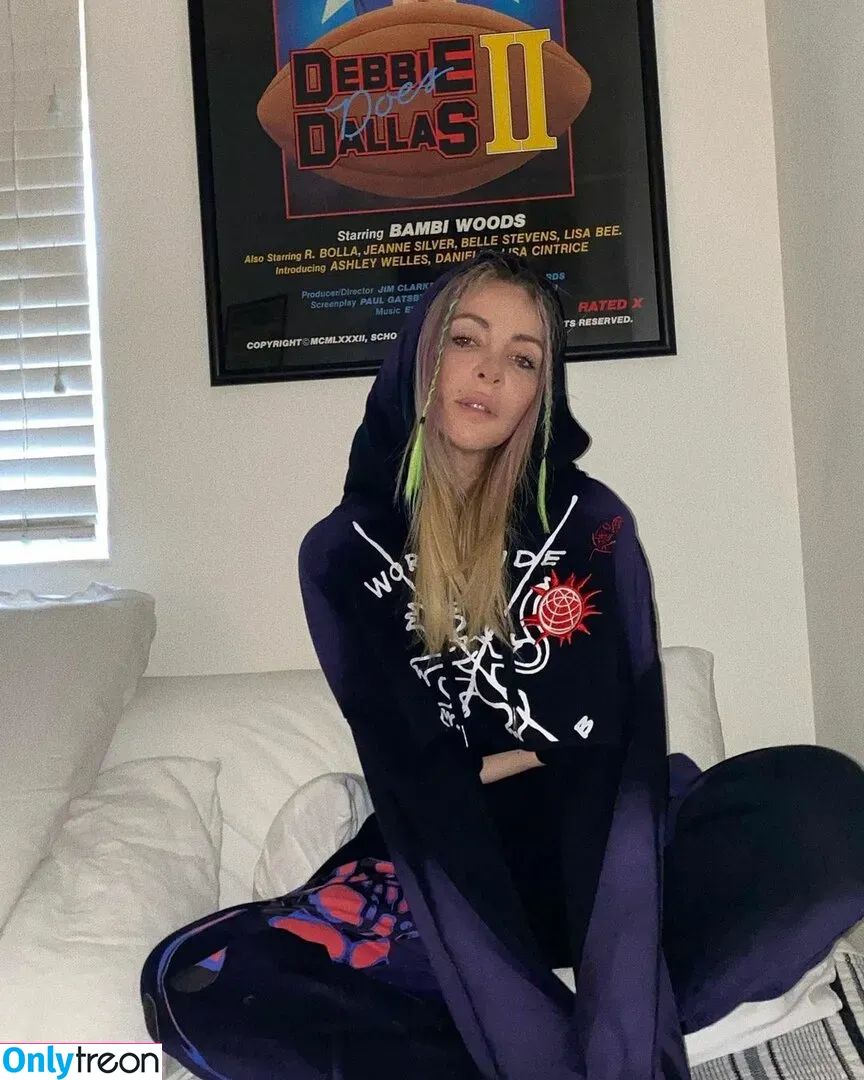 Alison Wonderland nude photo #0006 (alisonwonderland / allywonder)