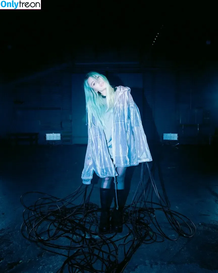 Alison Wonderland nude photo #0136 (alisonwonderland / allywonder)