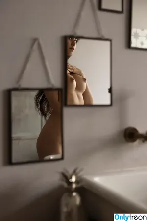Alissa Foxy / Victoria Garin / alissa__foxy / alissa_foxy nude photo #4474