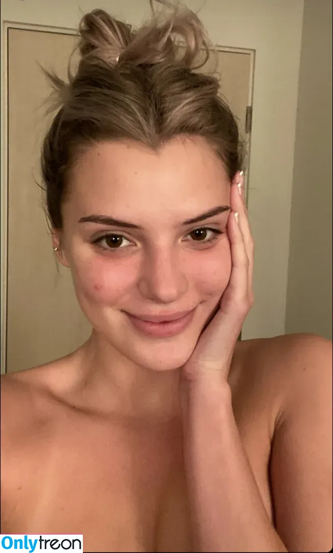 Alissa Violet nude photo #0099 (alissaviolet)