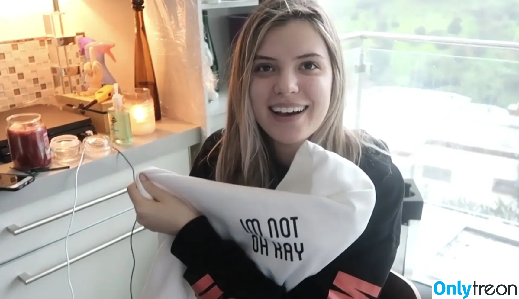 Alissa Violet голая photo #0649 (alissaviolet)