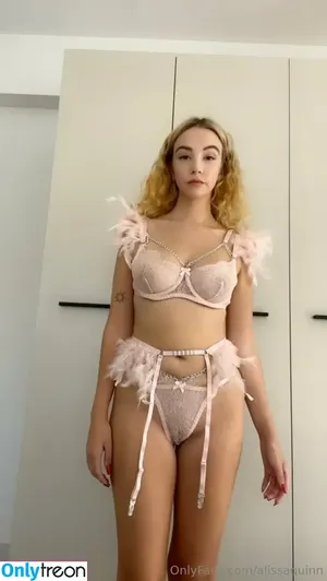 alissaquinn / Alissa / realalyssaquinn nude photo #1146