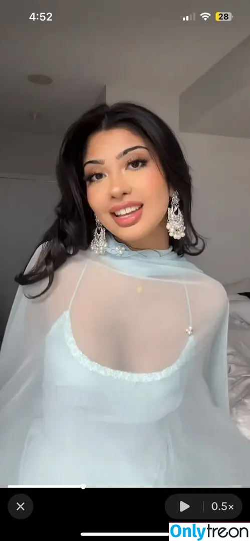 Aliza Shan nude photo #0002 (alizashan)