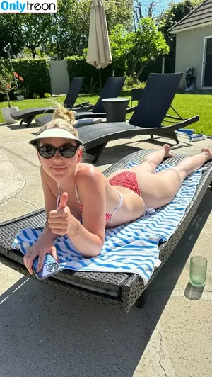 All Vlog Squad Girls / vlogsquad_official nude photo #0002