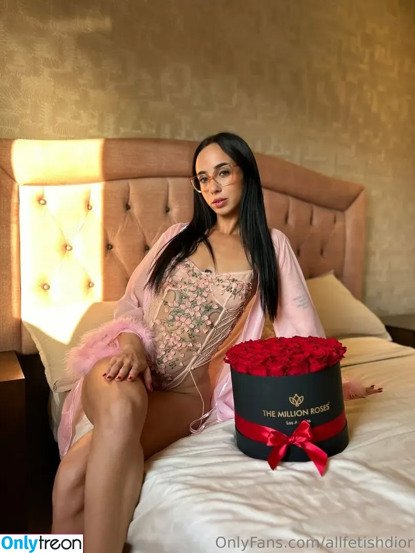 allfetishdior nude photo #0012 (allfeisty)