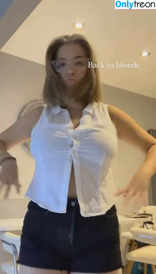 Allie Sherlock голая photo #0029 (alliesherlock)