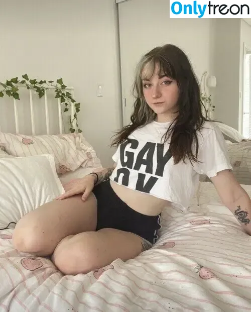 Allie Tricaso nude photo #0028 (allietricaso)