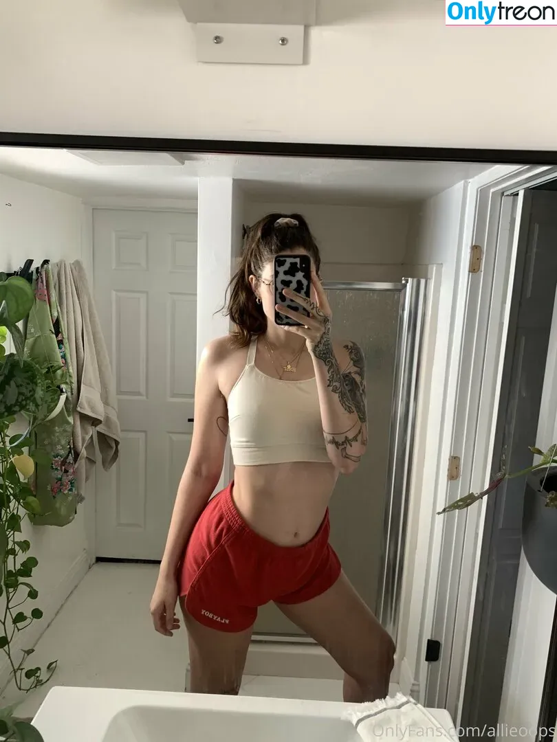 allieoops nude photo #0014 (cummanifesto)