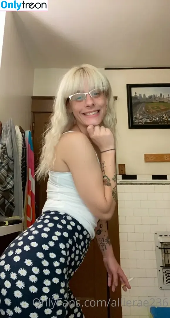 allierae236 nude photo #0014 (theallierae)