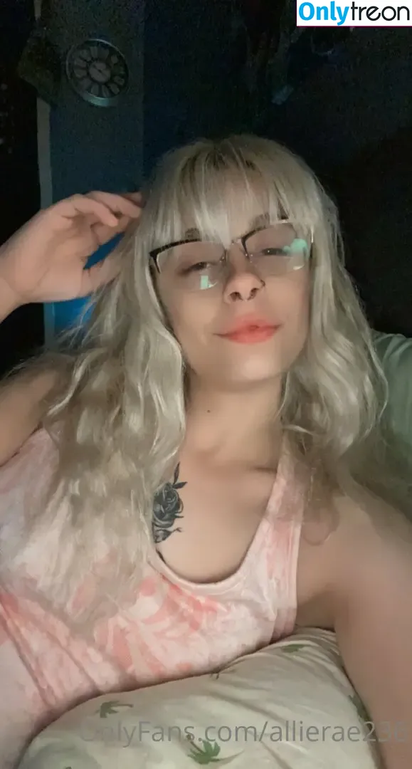 allierae236 nude photo #0016 (theallierae)