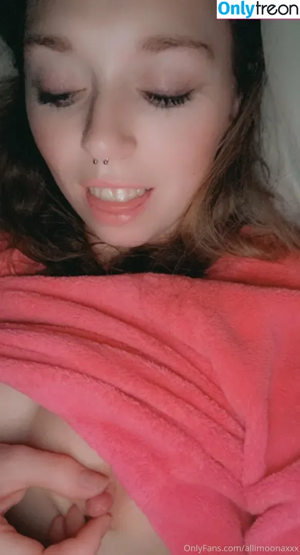 allimoonaxxx nude photo #0027 (AlliMoona / alli.moona / allimoona04)