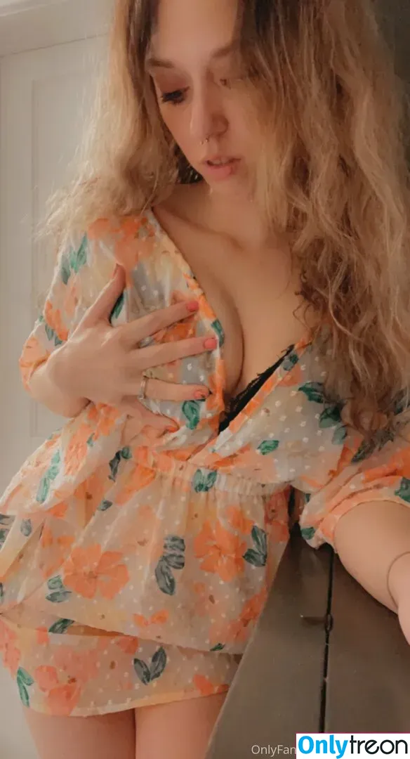 allimoonaxxx nude photo #0038 (AlliMoona / alli.moona / allimoona04)
