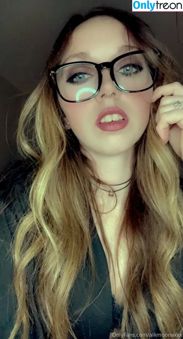 allimoonaxxx nude photo #0048 (AlliMoona / alli.moona / allimoona04)