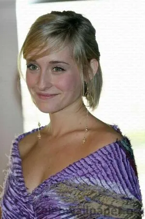 Allison Mack / allisonmack729 nude photo #0017