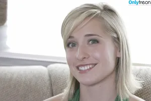 Allison Mack / allisonmack729 nude photo #0061