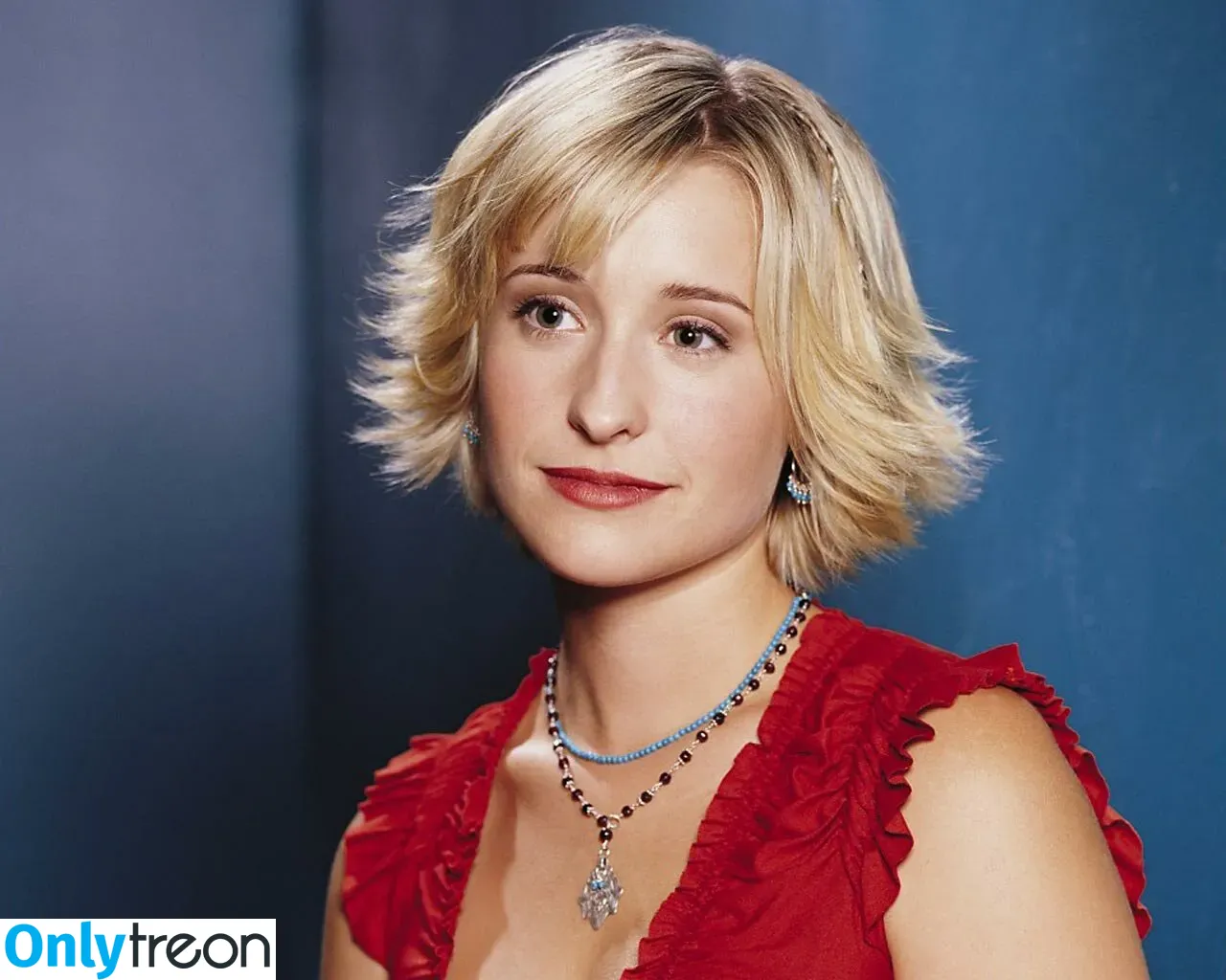 Allison Mack голая photo #0033 (allisonmack729)