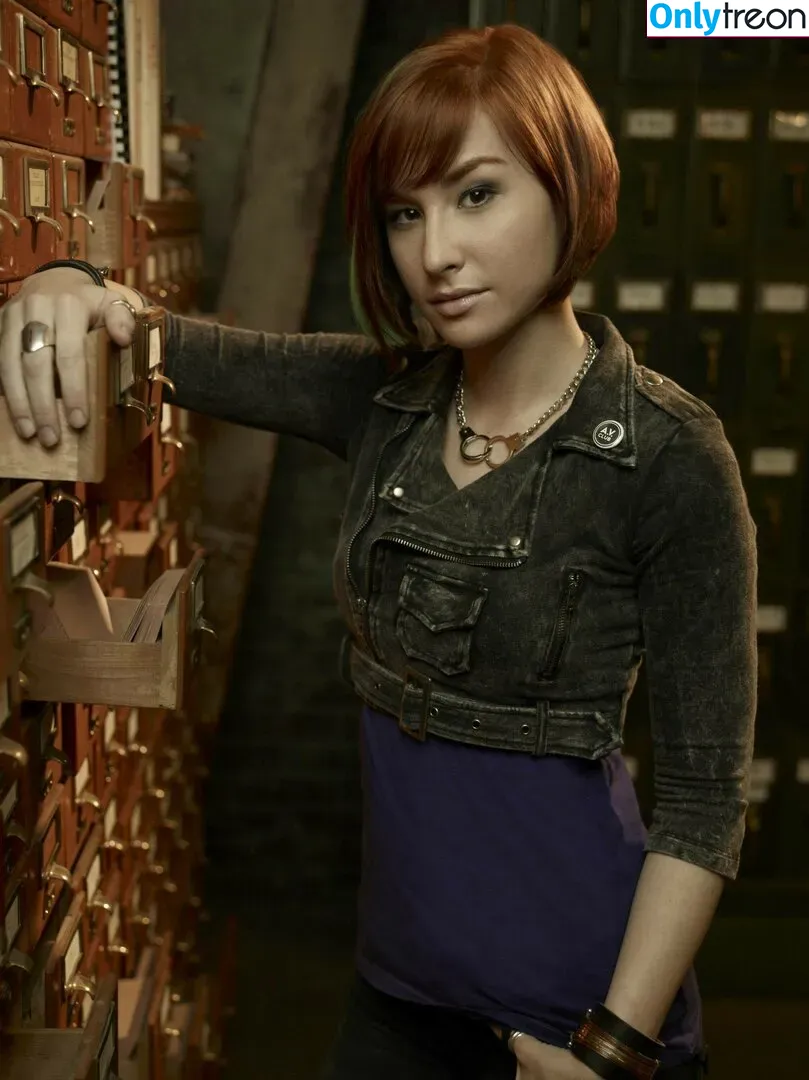 Allison Scagliotti голая photo #0041 (wittyhandle)